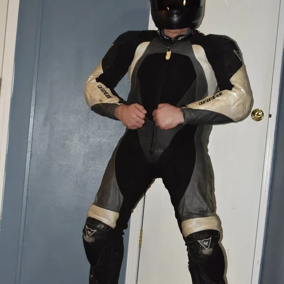Dainese leather motorcycle suit size US46 - Euro56 - Picture 1 of 16
